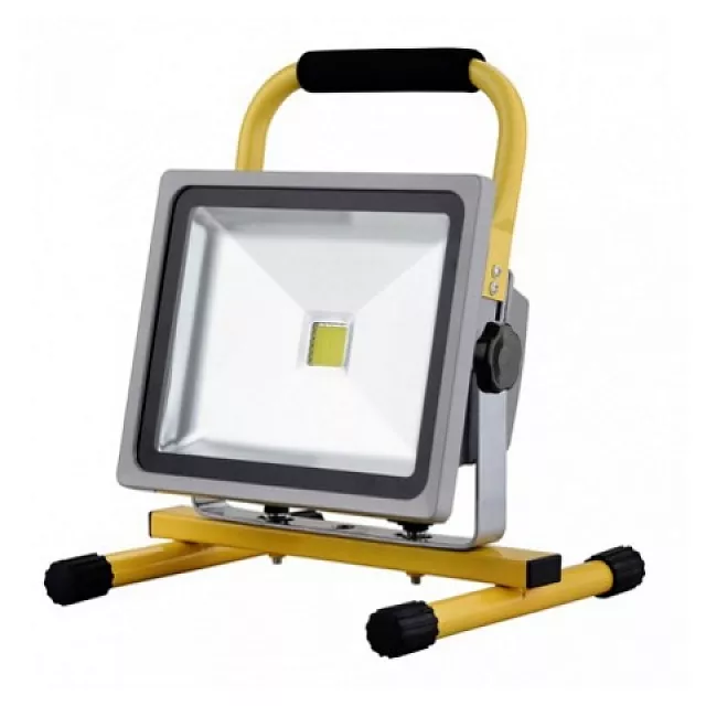 FOCO LED 50 W CON SOPORTE